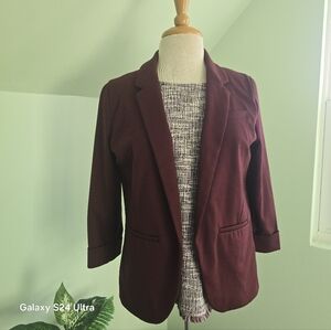LC Lauren Conrad Burgandy Blazer with Notched Lapels and Relaxed Fit